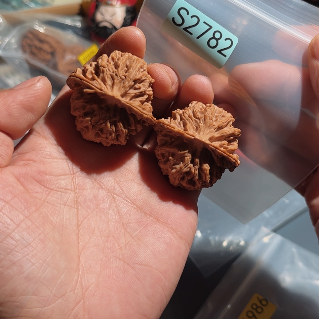 文玩核桃把件苹果