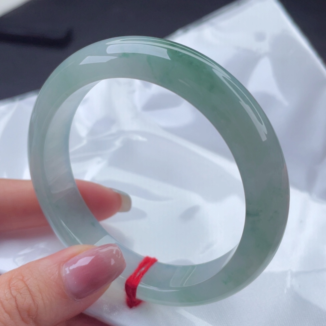 翡翠未镶嵌手镯56.1圈