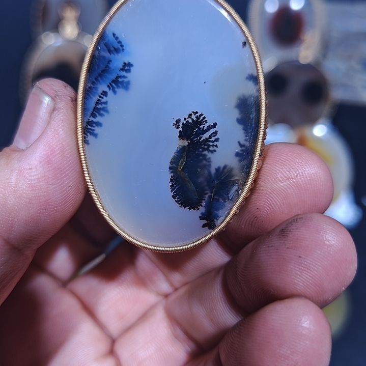 玛瑙/玉髓合金颈饰