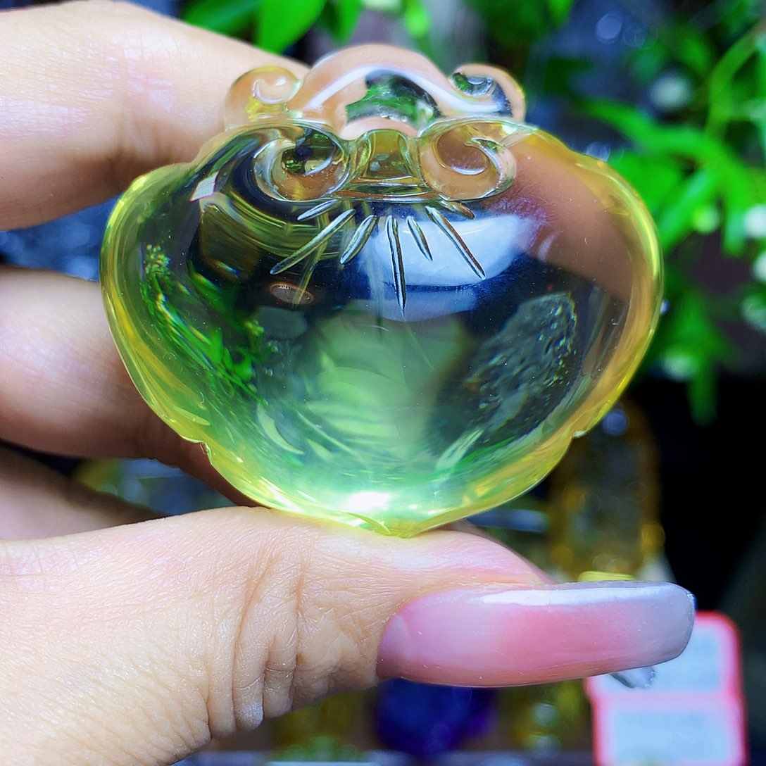 未镶嵌颈饰水晶，