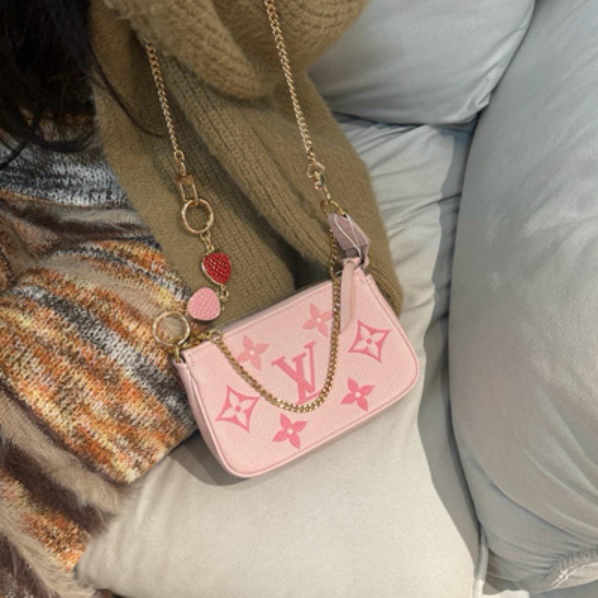95新 LouisVuitton/路易威登 LV粉色老花草莓奶油小麻将包