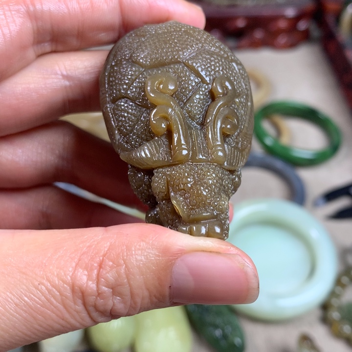 和田玉（糖玉）未镶嵌手镯