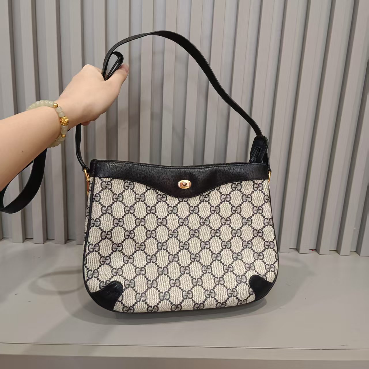 95新 GUCCI/古驰 兔兔奢轩轩/古驰斜挎包/29050