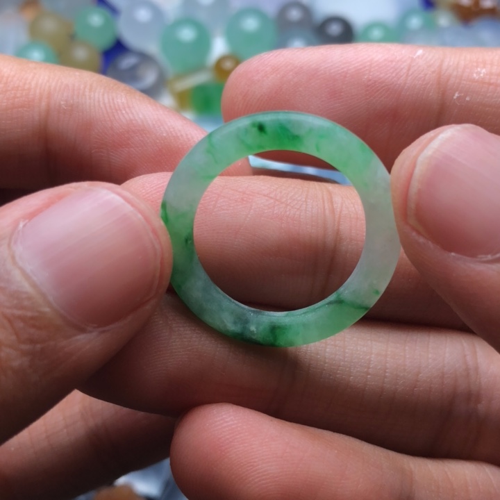 未镶嵌定制翡翠挂件