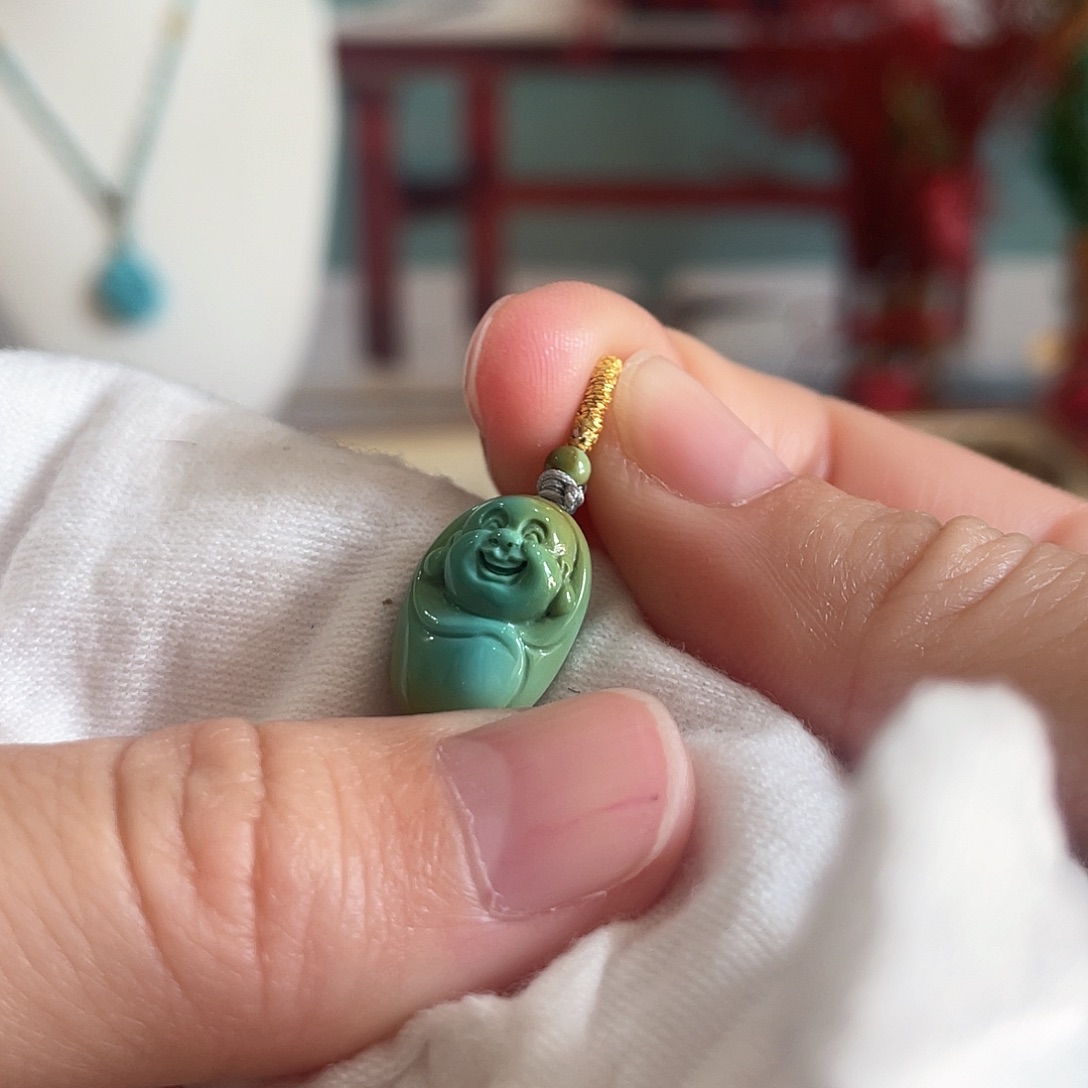 绿松石配饰未镶嵌