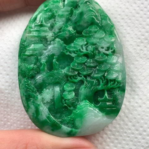 翡翠颈饰未镶嵌聚*翡翠