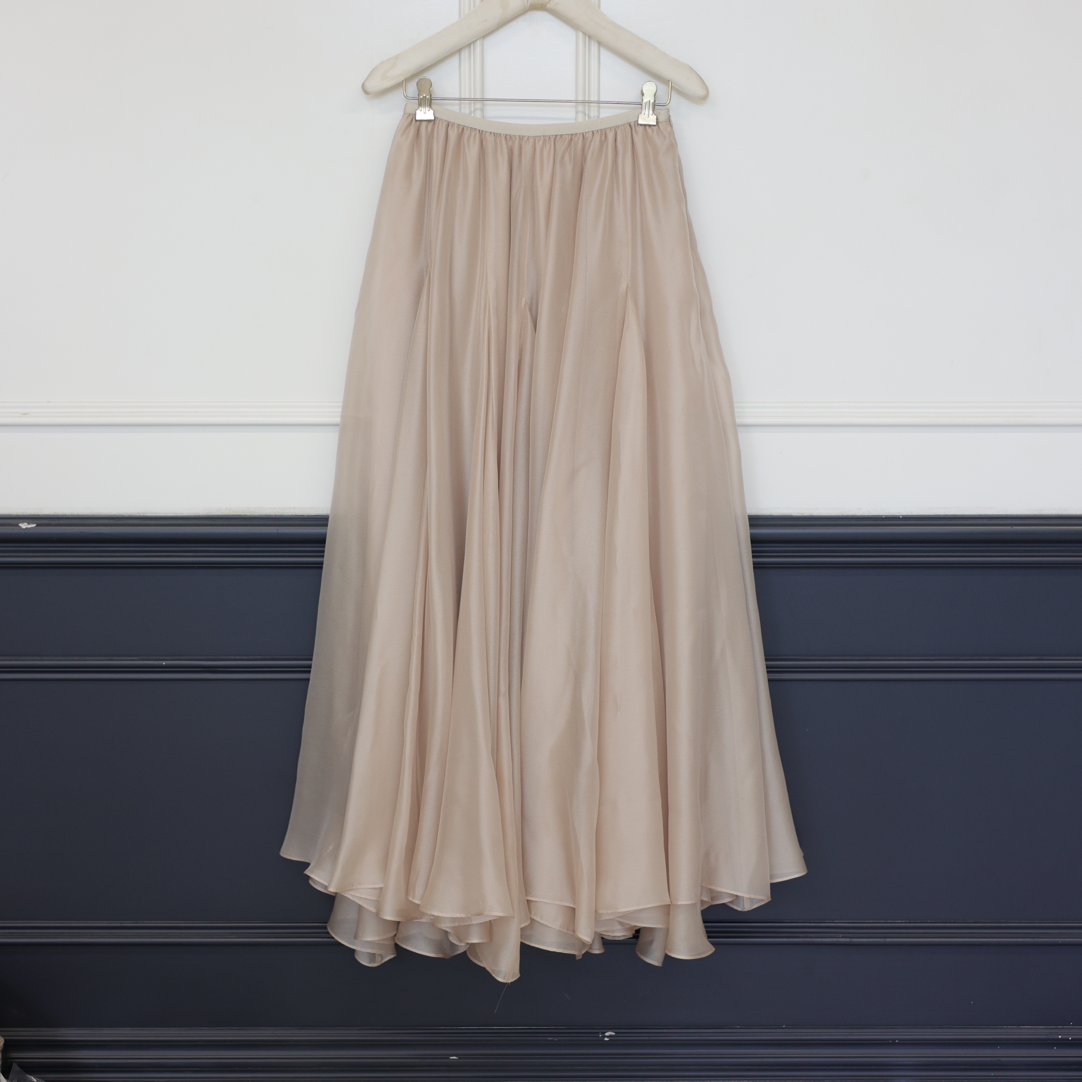 2508192【壁虎姐】GECKO秋冬新款 杏色网纱法式优雅气质松紧腰半裙