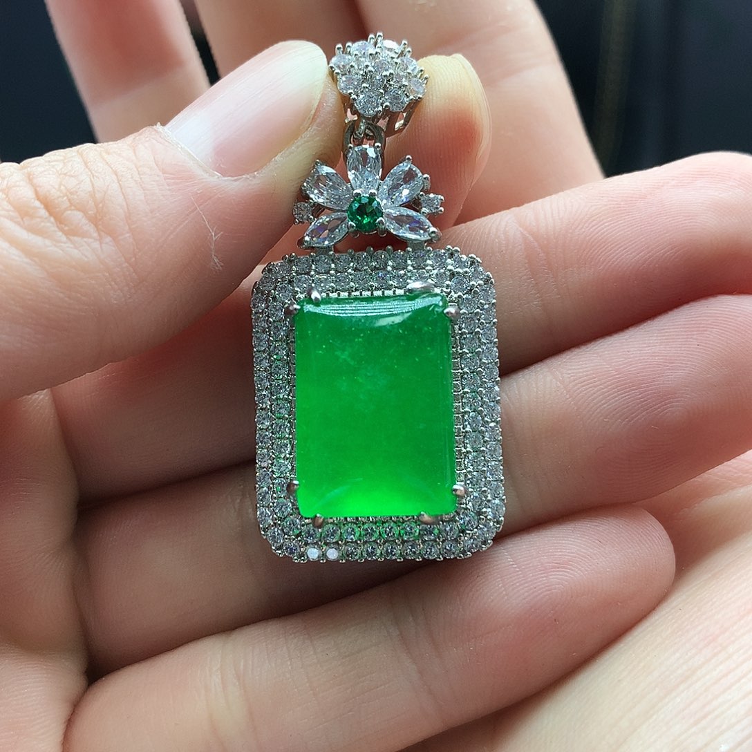 翡翠银S925镶嵌颈饰