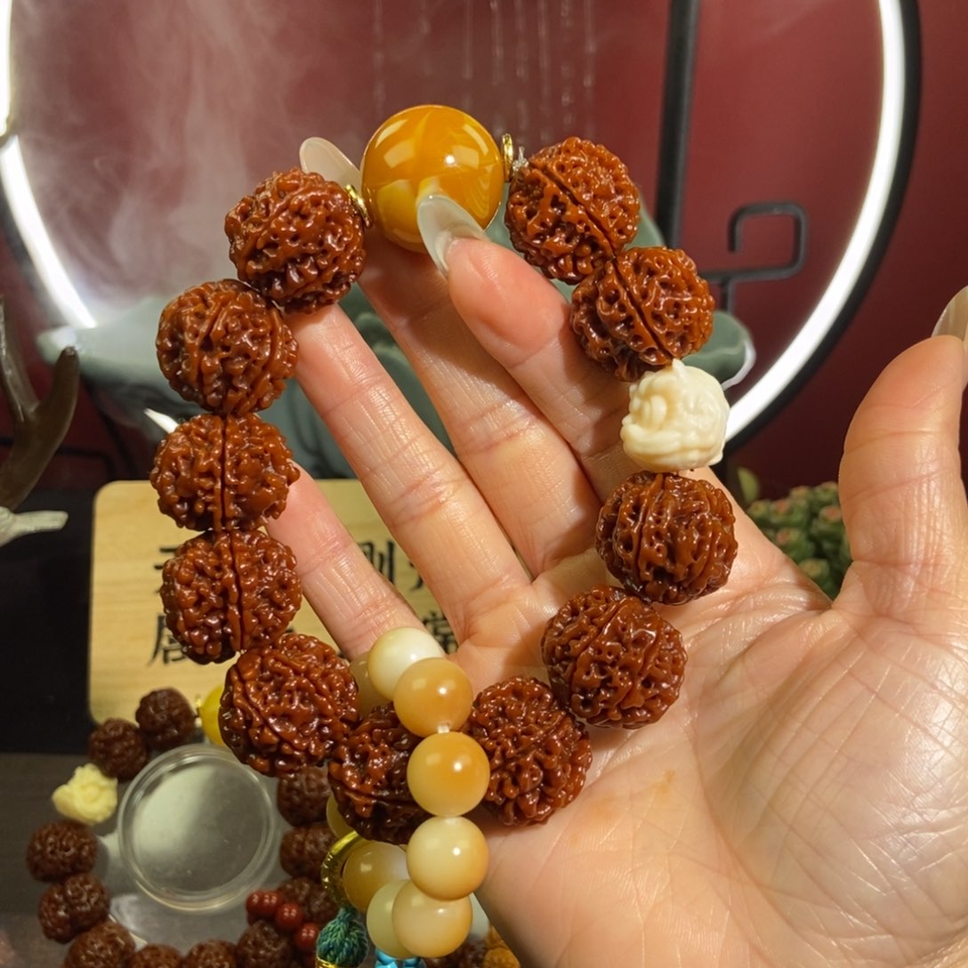 金刚菩提吊坠624。            