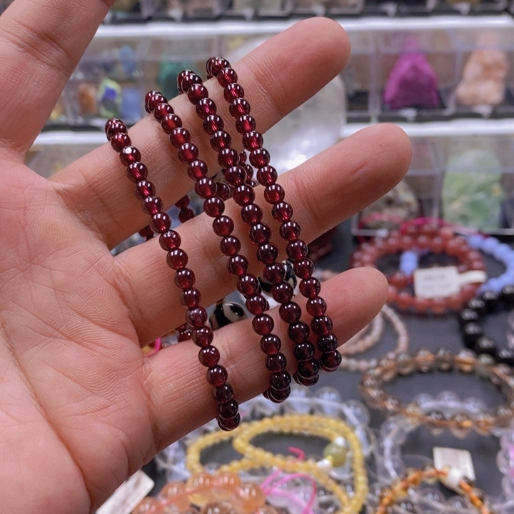 石榴石手链未镶嵌