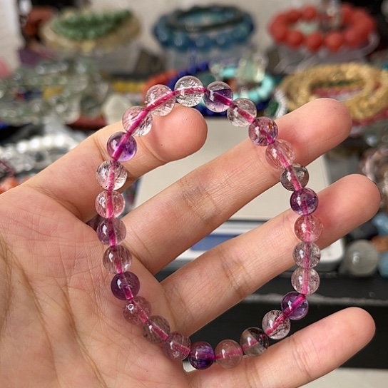 水晶手链未镶嵌矿坑