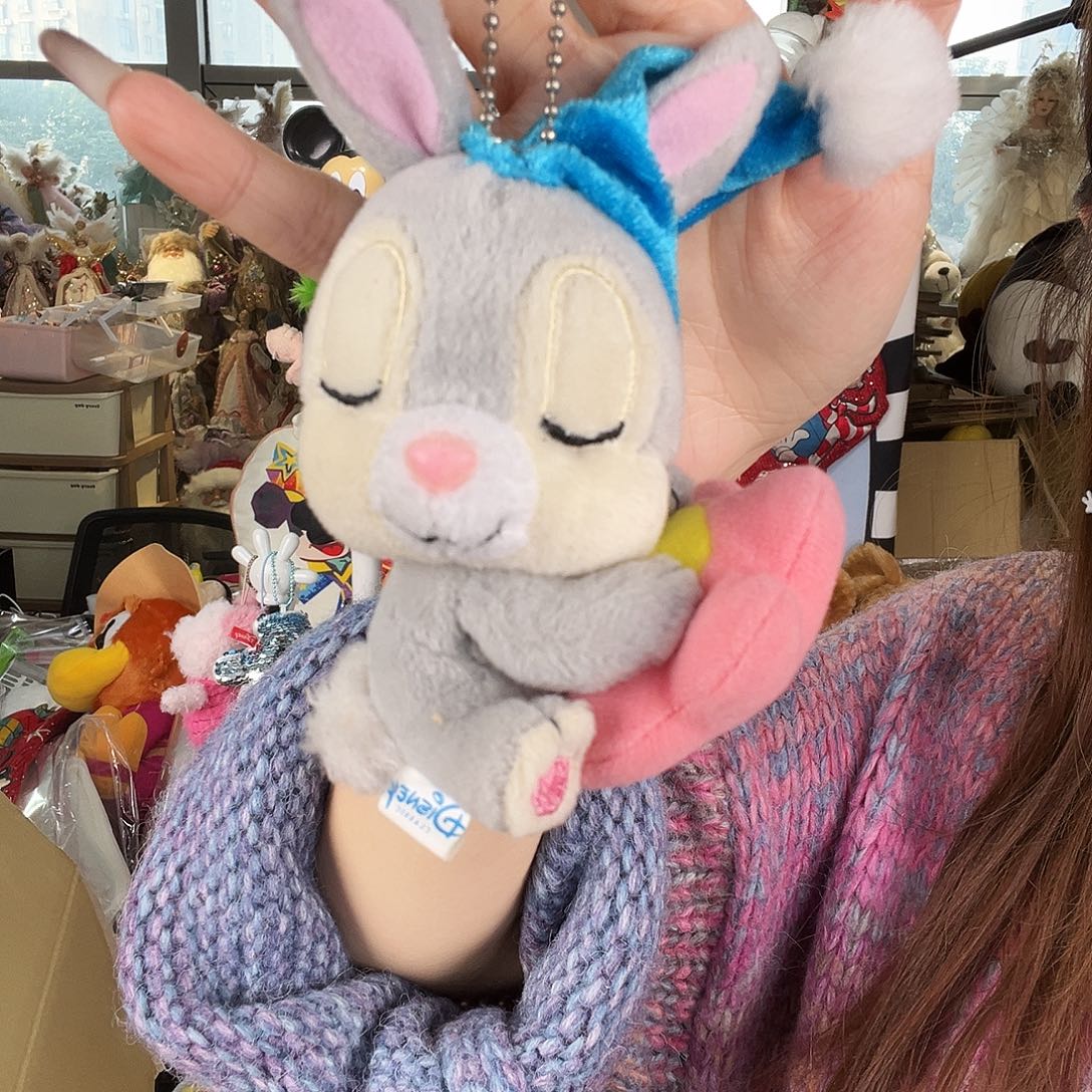 毛绒170号邦尼兔挂件