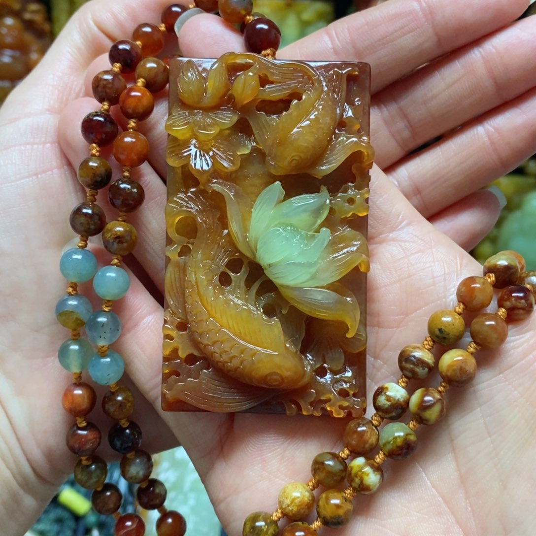 岫玉吊坠(赠链)未镶嵌生****杂