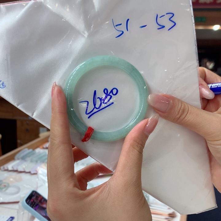 翡翠手镯未镶嵌买断