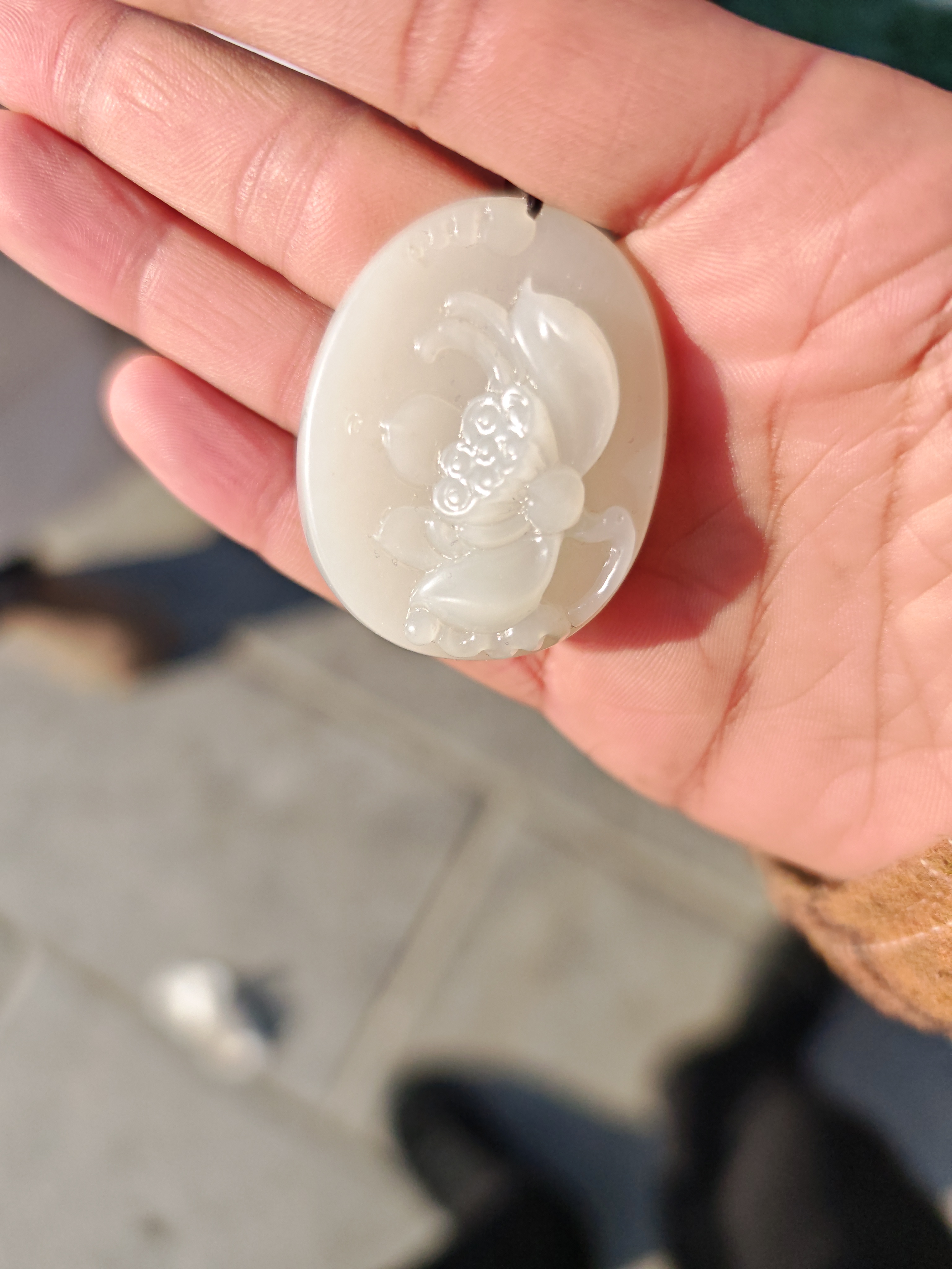 和田玉吊坠高端奢华款