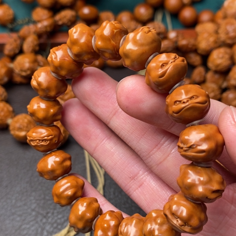 【闪购商品】橄榄核吊坠梨橄榄核