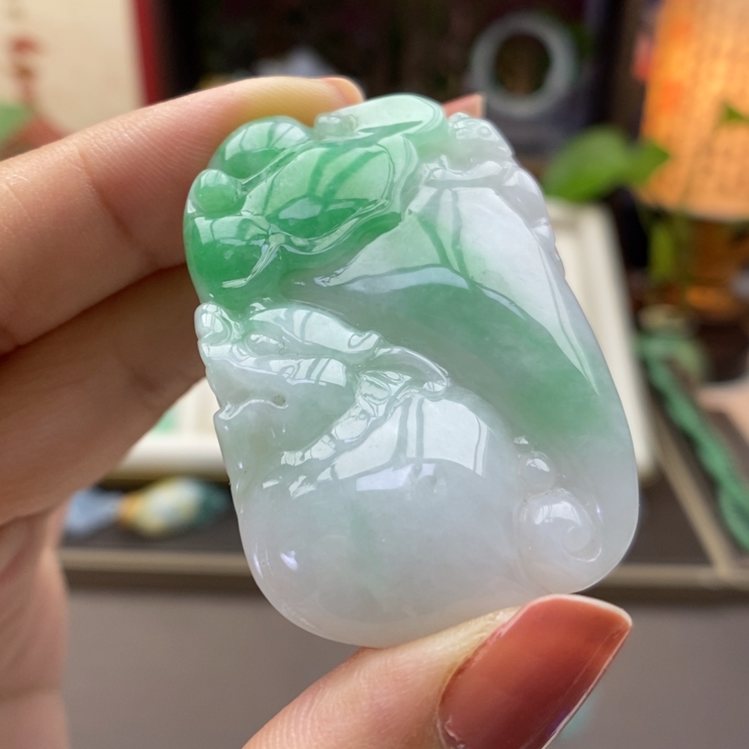 翡翠未镶嵌颈饰吊坠29