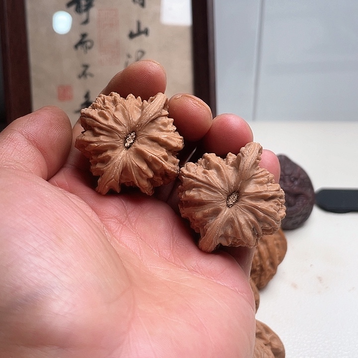 吊坠文玩核桃宽边