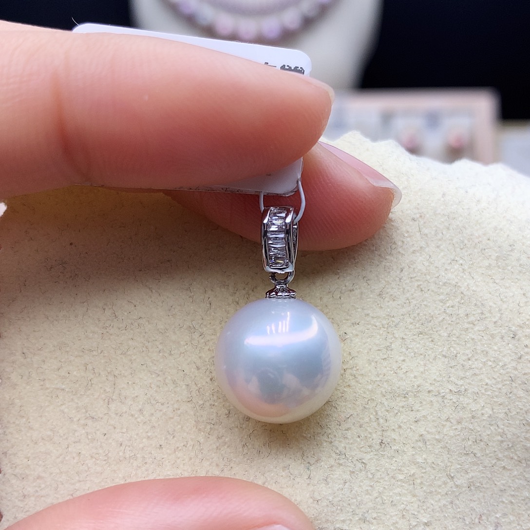 合金淡水珍珠颈饰