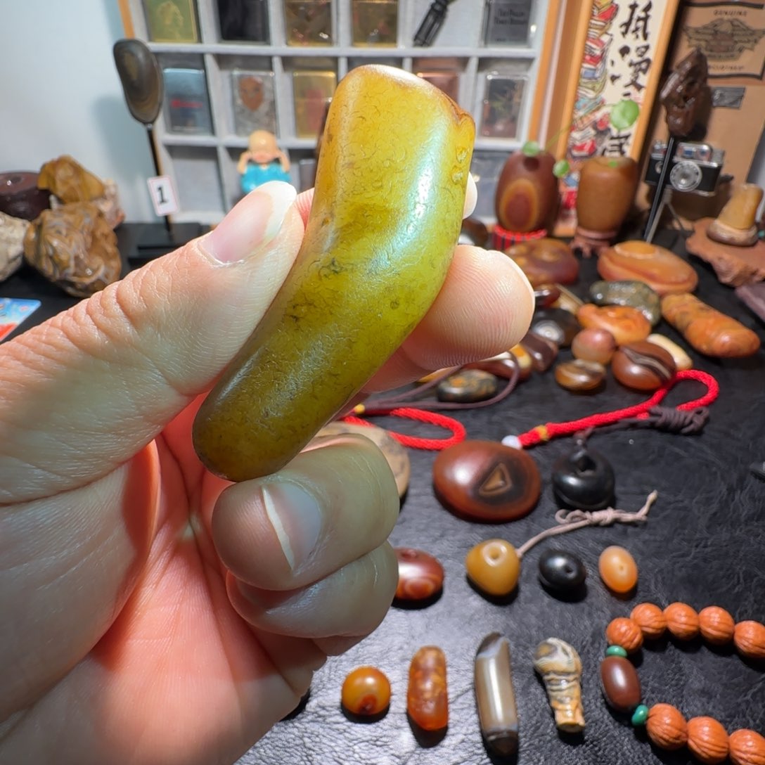 玛***1石材马料原石 雪茄