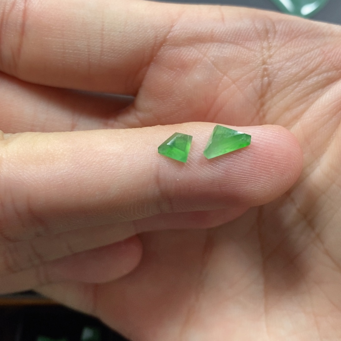 翡翠挂件未镶嵌翡翠珠宝翡翠珠宝