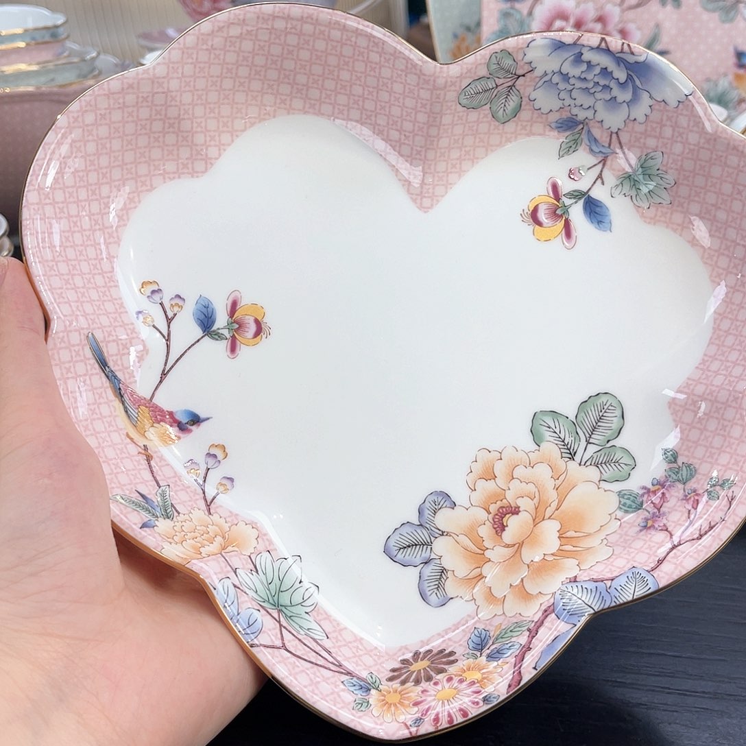骨瓷爱心盘————————————————