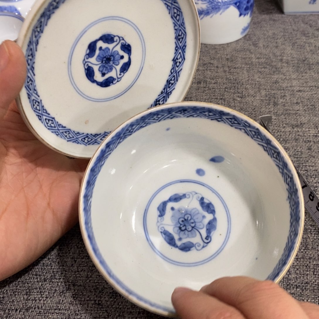 瓷片非常漂亮好看的花瓶