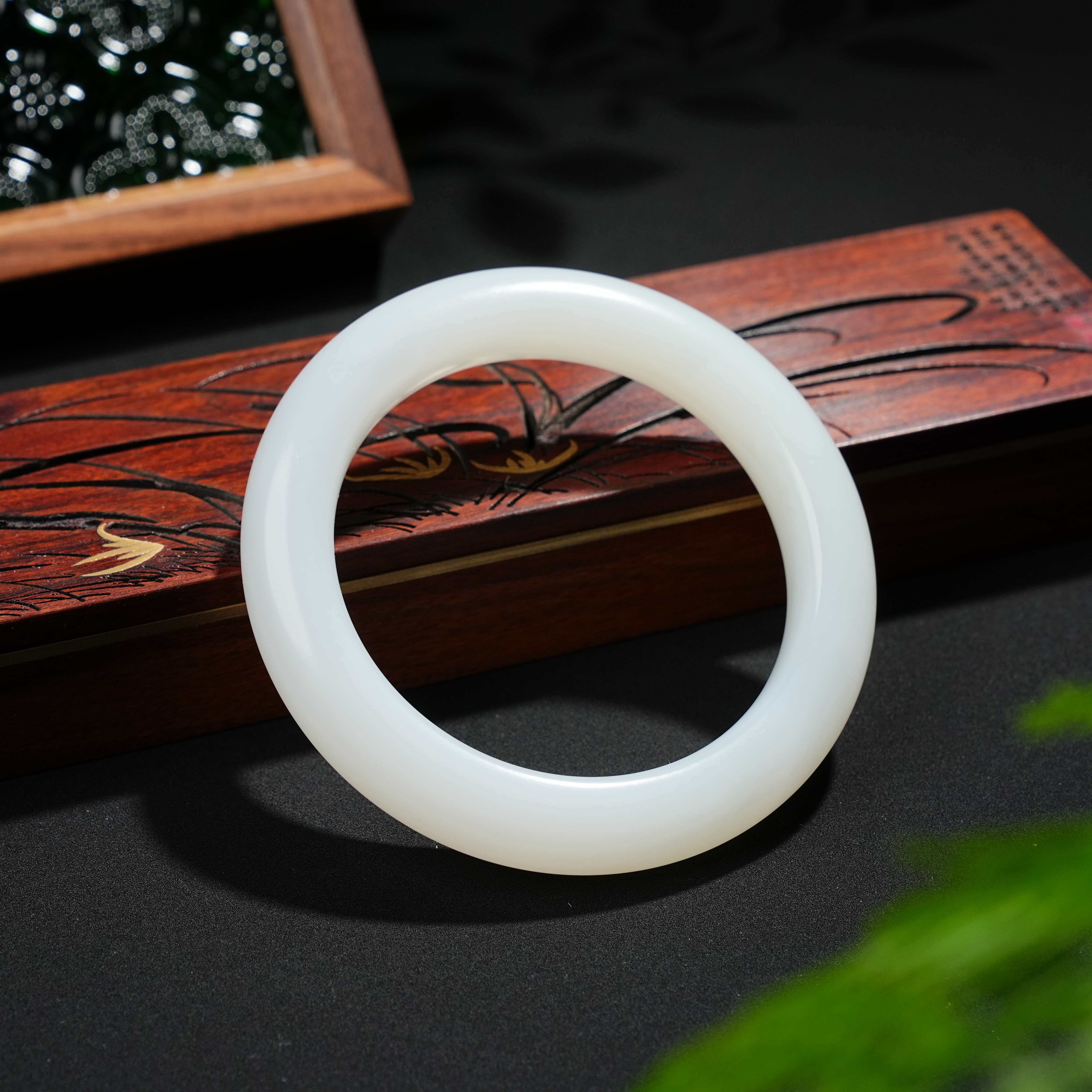 泽云金阙·【瑶台雪】天然和田玉 野牛沟白玉手镯 多样性发其一