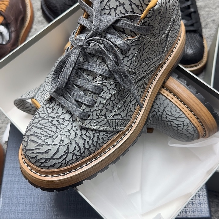 小***大牛皮（革）白灰色41v底