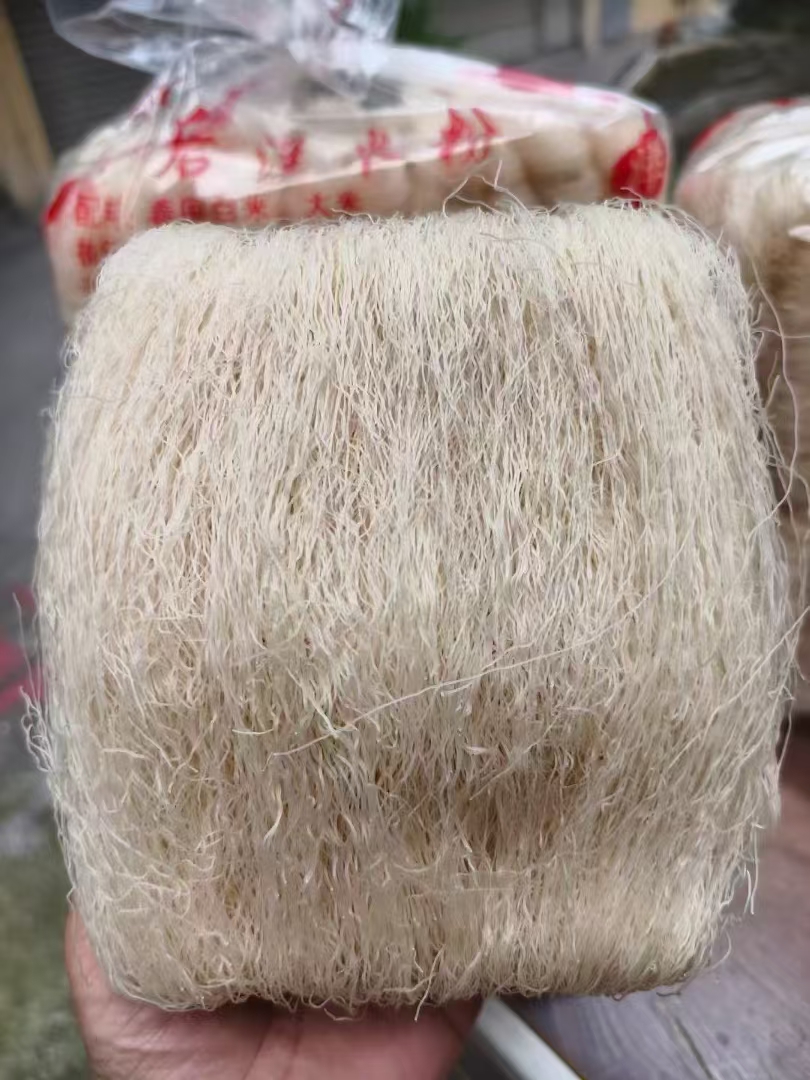 后洋米粉，细细的耐炒又耐烫。