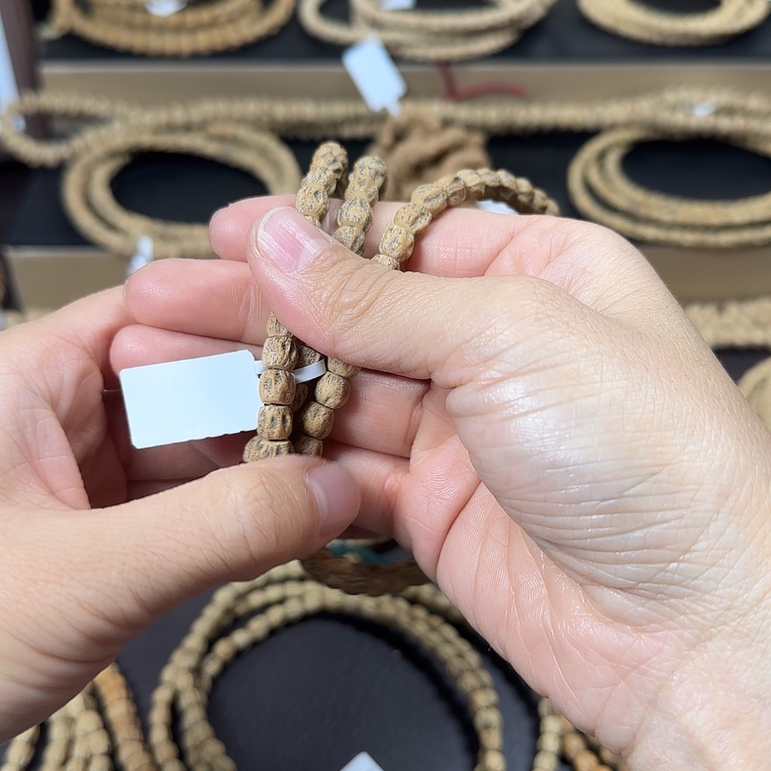 用***2吊坠柏香籽/百香籽