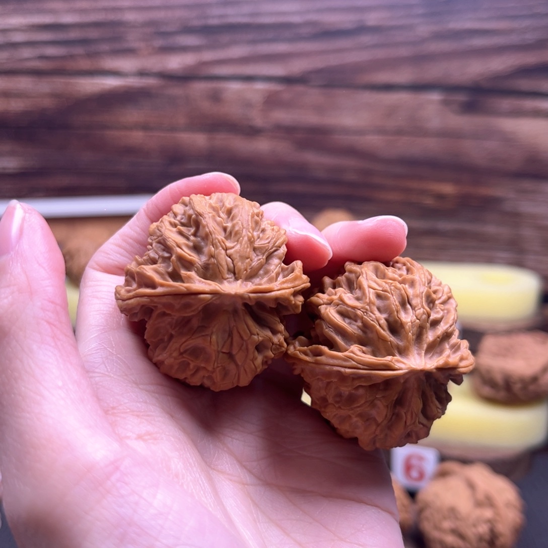 ****漾桃核吊坠苹果园闪84