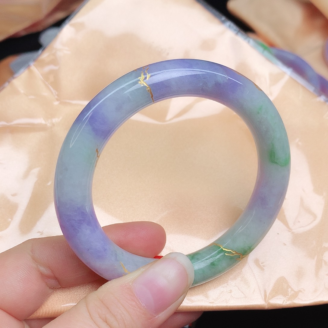 翡翠手镯未镶嵌033xcvvb