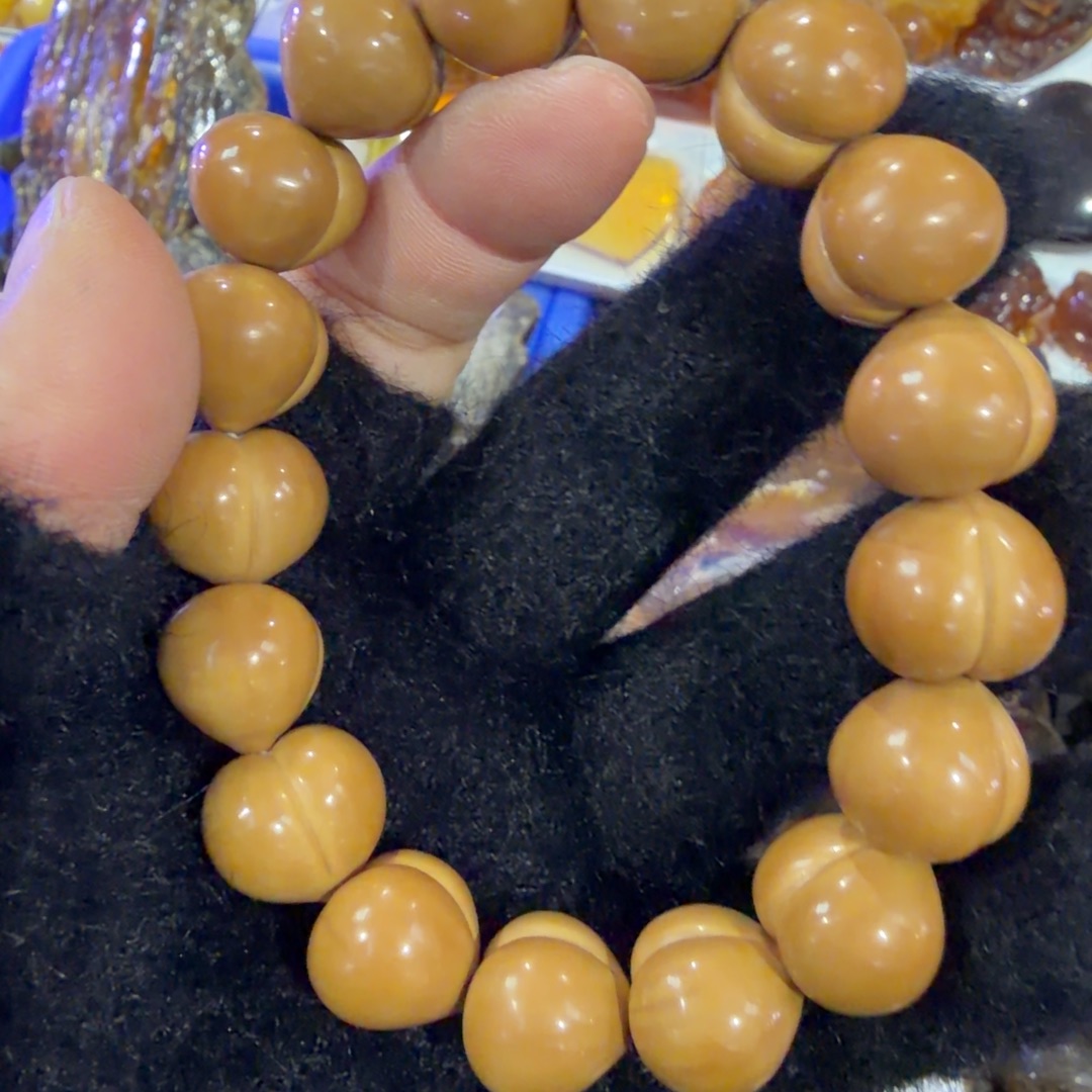 林***巫猴头核桃吊坠手工屁桃猴头