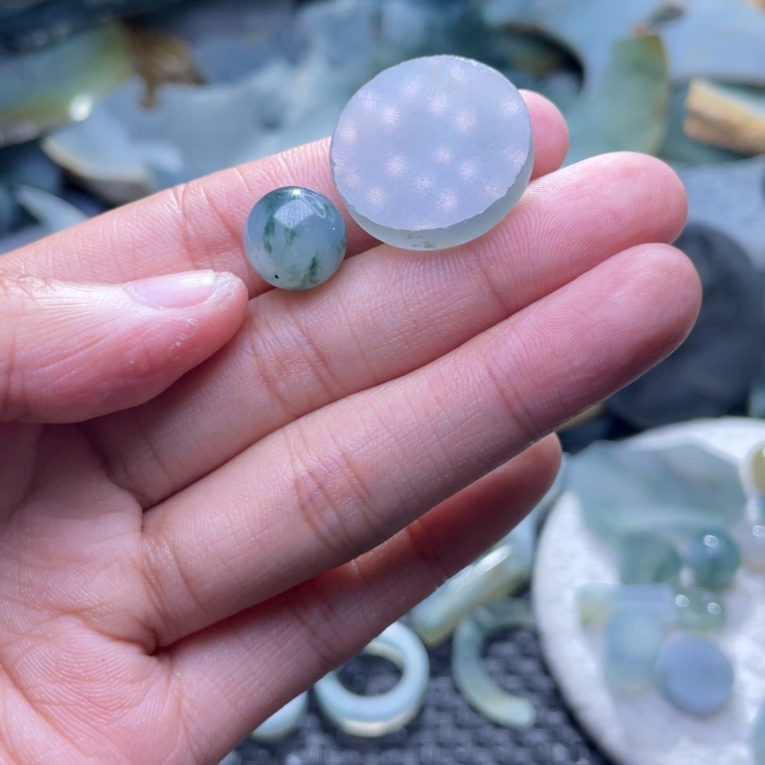 未镶嵌定制翡翠飞翡翠定制