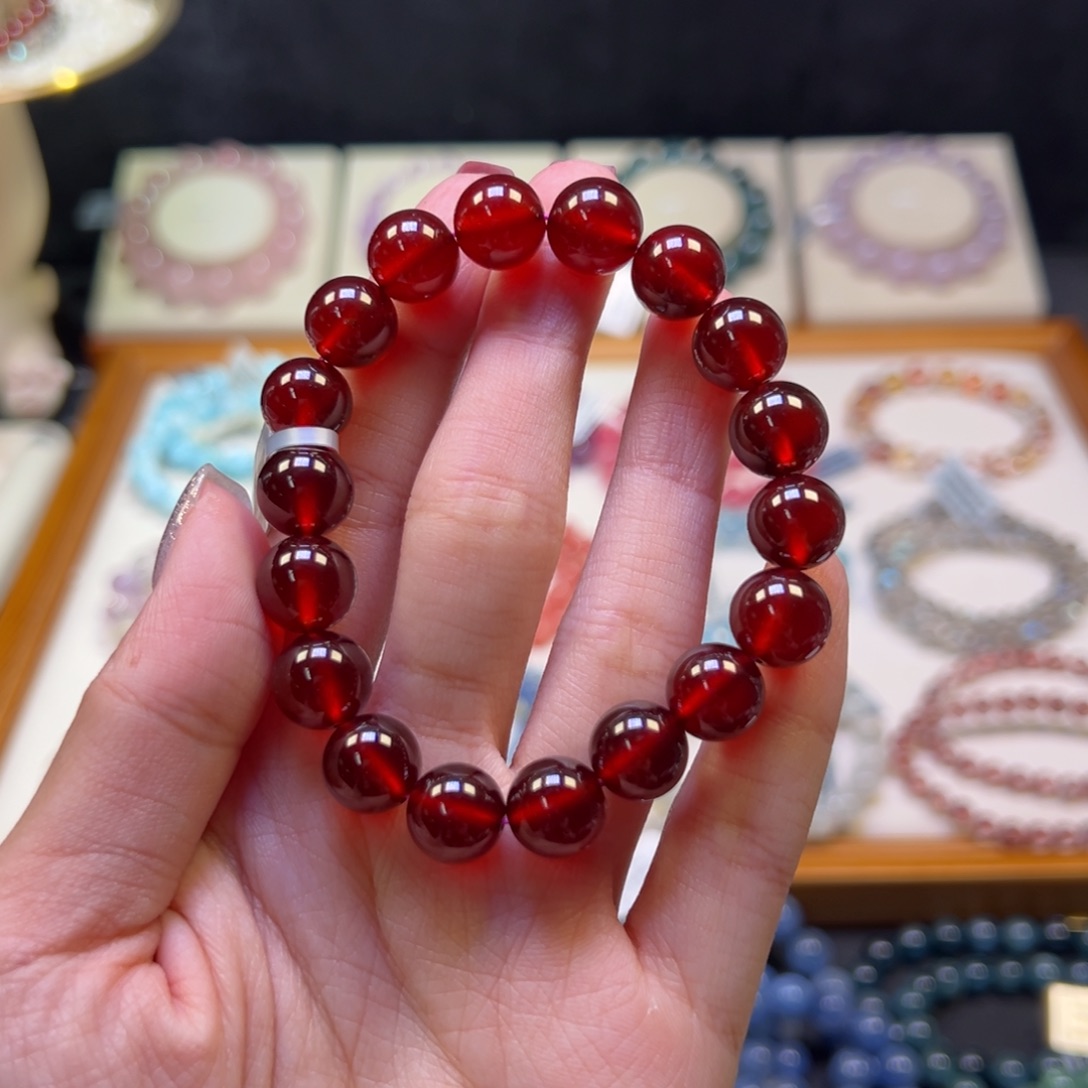 石榴石手串未镶嵌10m殿堂级高润透橙红石榴石