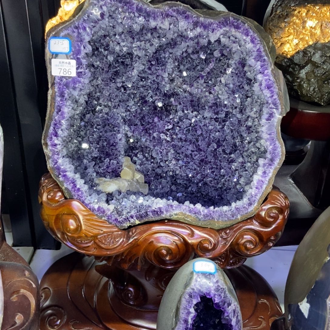 大型摆件（非配饰）紫晶未镶嵌潘