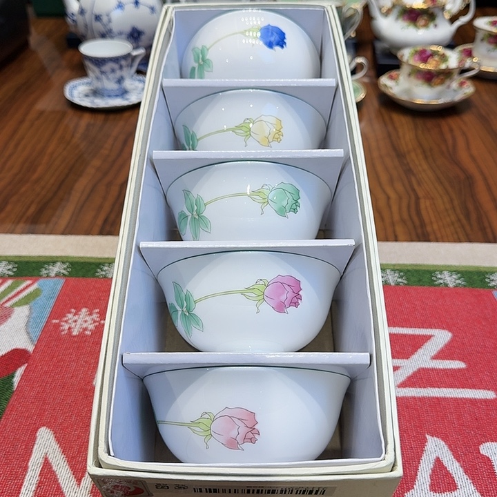 瓷片杯子杯子杯子水杯杯子水杯