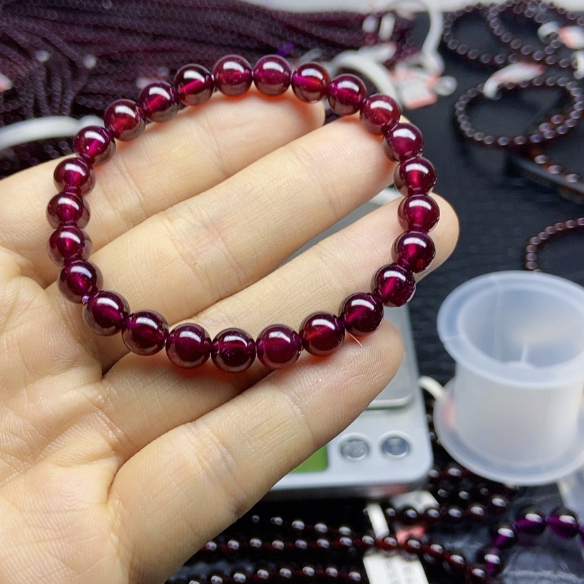 【闪购商品】石榴石（紫牙乌）手链未镶嵌