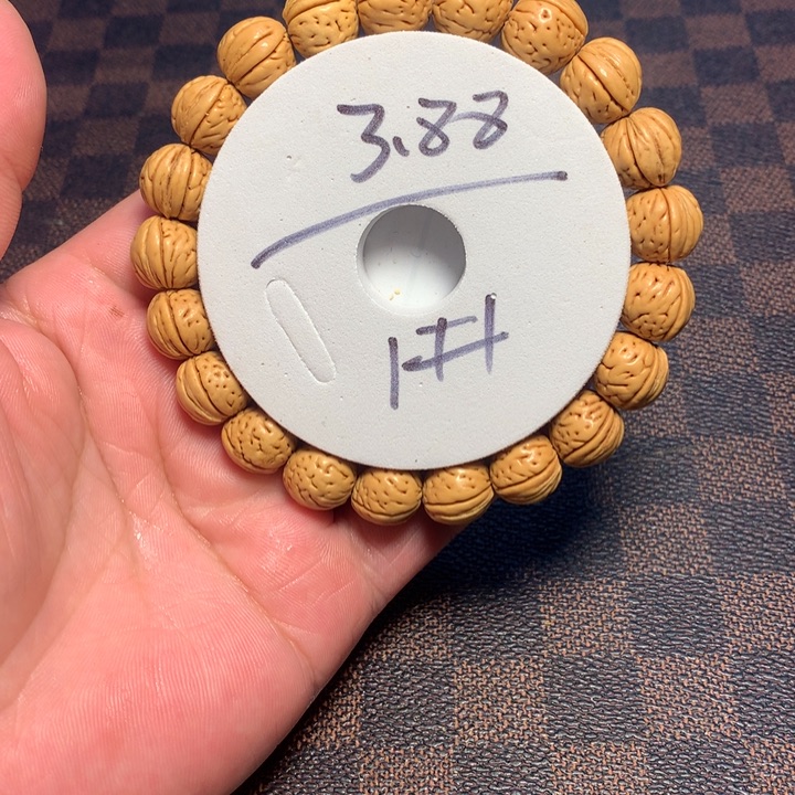 小***！手串桃核1号开课啦