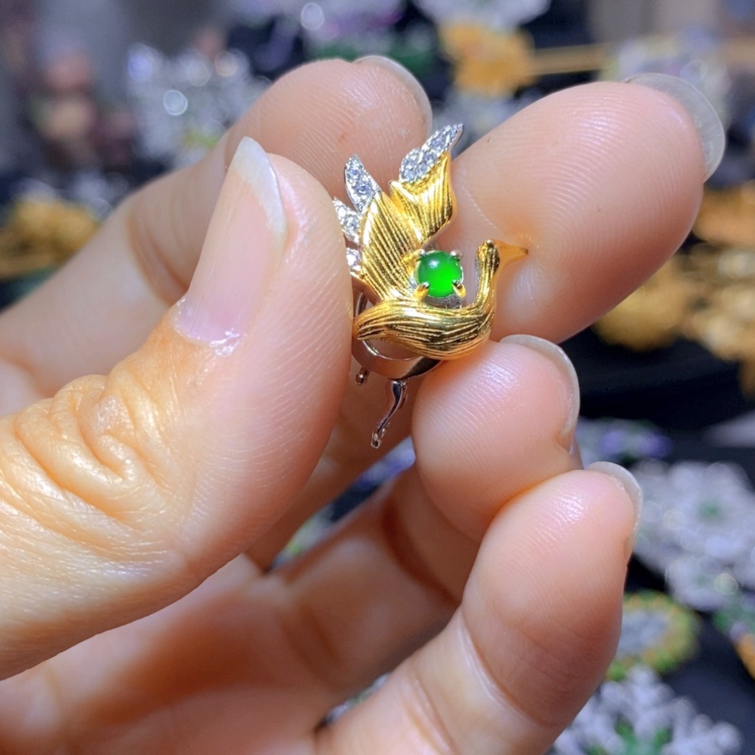 翡翠耳钉银S925镶嵌天然翡翠