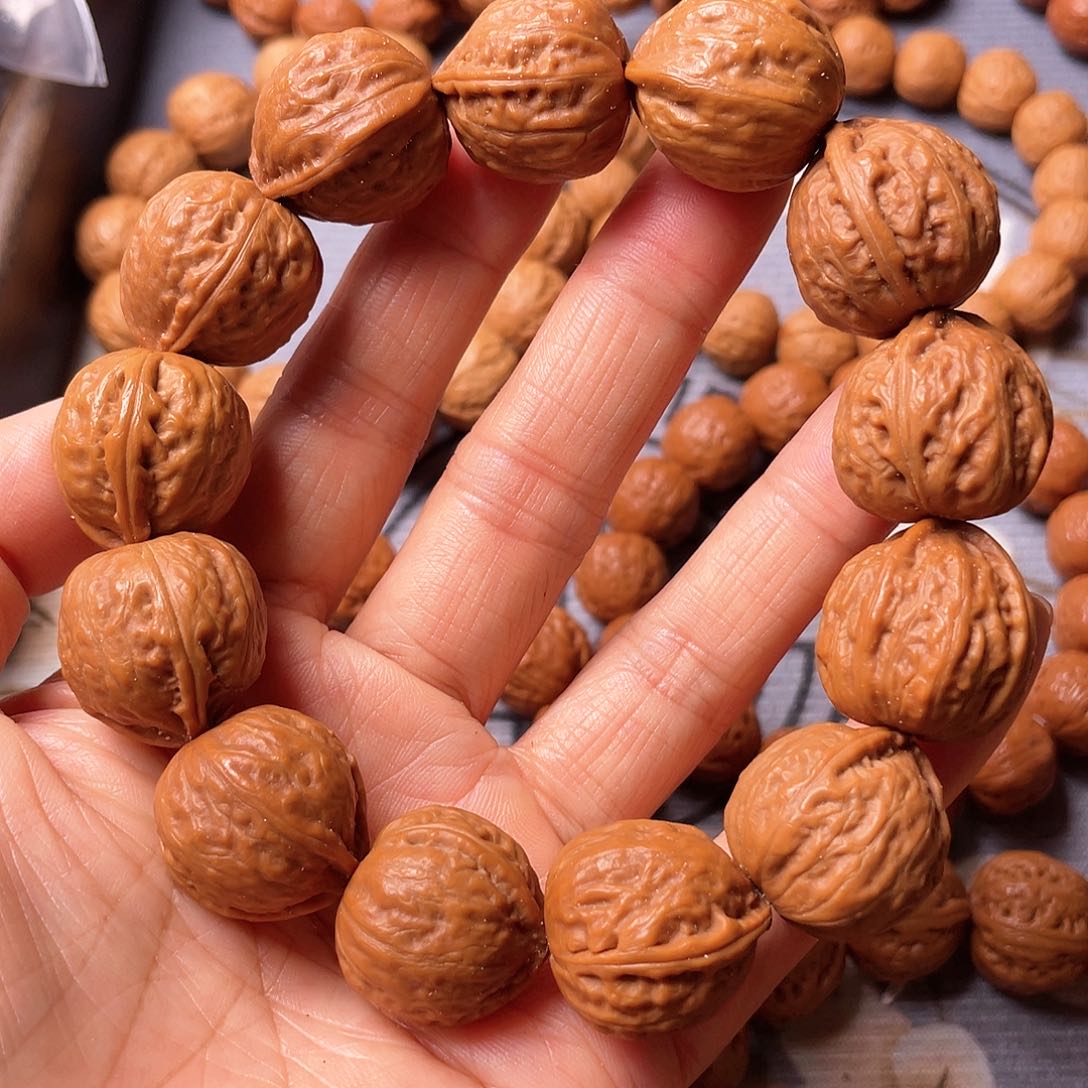 文玩核桃手串2.2三棱