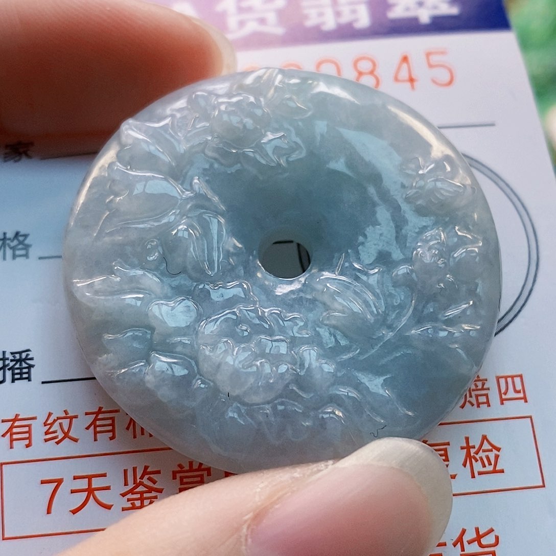 吊坠(不含链)未镶嵌翡翠三***岁