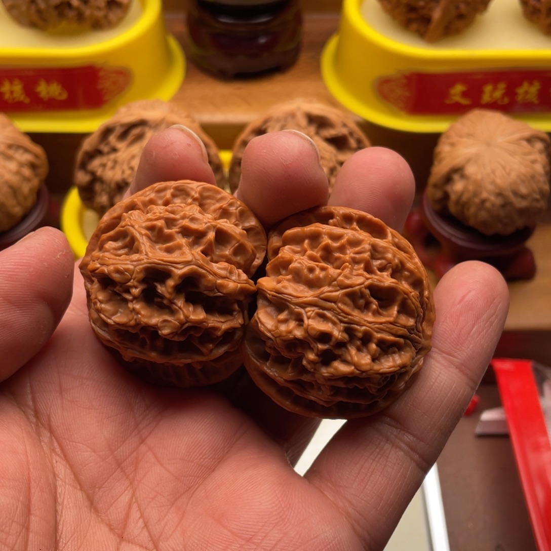 Ｍ***Ｍ吊坠文玩核桃41苹果园