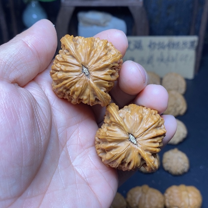 文玩核桃吊坠41磨盘