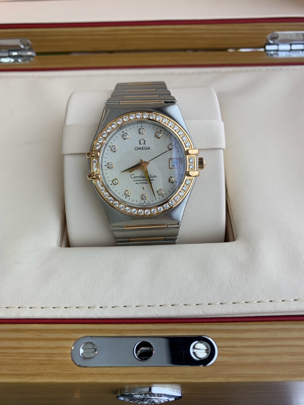 99新 Omega/欧米茄 星座系列/男表/35.5mm/满钻/机械