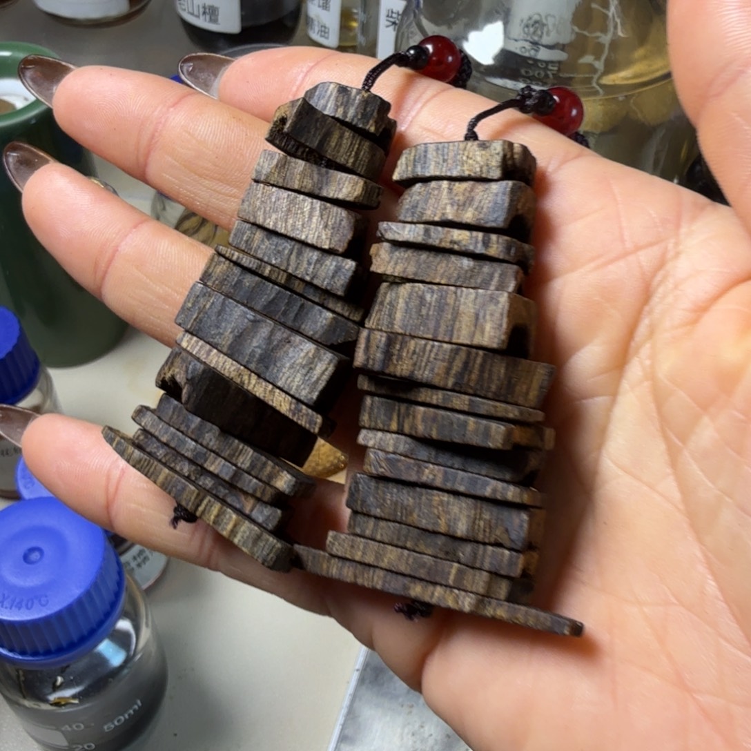 沉香碎屑沉香张勺子车挂2份