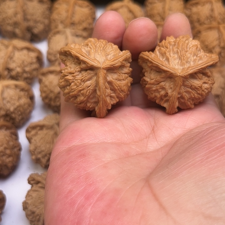 文玩核桃吊坠@***蓝我想要