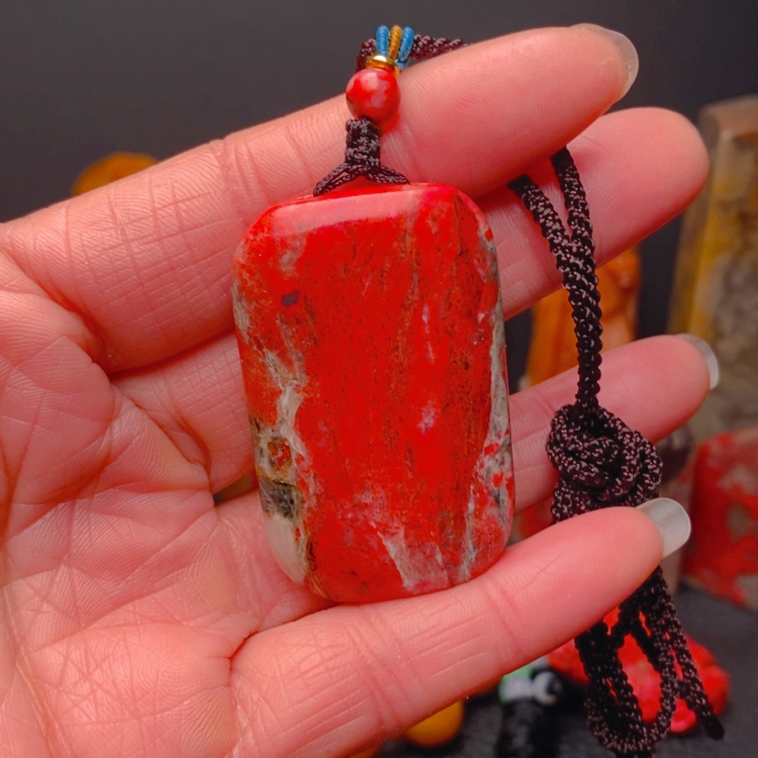 鸡血石铺****7鸡血石挂牌