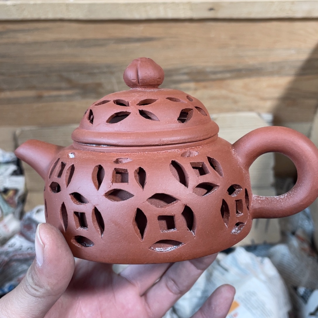 紫砂茶壶老厂紫砂壶一件。